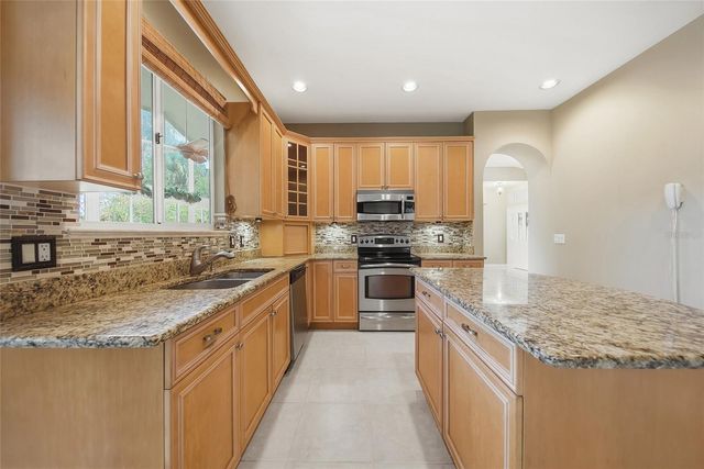 1841 PARK FOREST BOULEVARD, Mount Dora, FL 32757