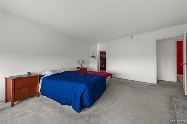 5000 Town Center 3303-3304, Southfield, MI 48075