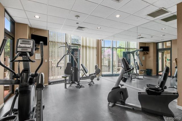 5000 Town Center 3303-3304, Southfield, MI 48075
