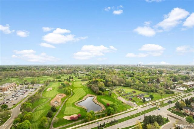 5000 Town Center 3303-3304, Southfield, MI 48075