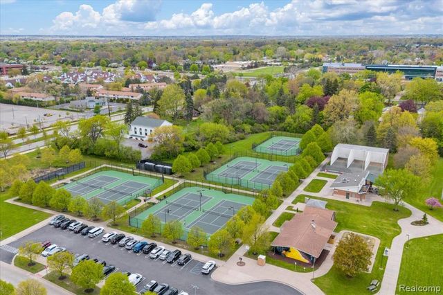 5000 Town Center 3303-3304, Southfield, MI 48075