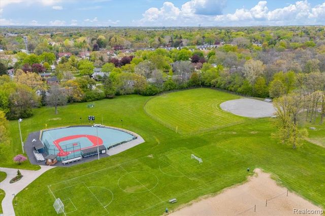 5000 Town Center 3303-3304, Southfield, MI 48075