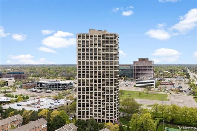 5000 Town Center 3303-3304, Southfield, MI 48075
