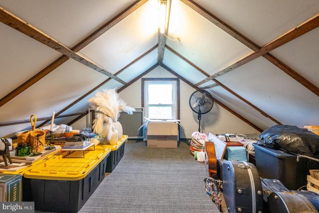 20 NATURES RD, Pine Grove, PA 17963