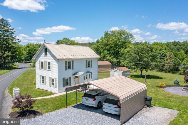 20 NATURES RD, Pine Grove, PA 17963