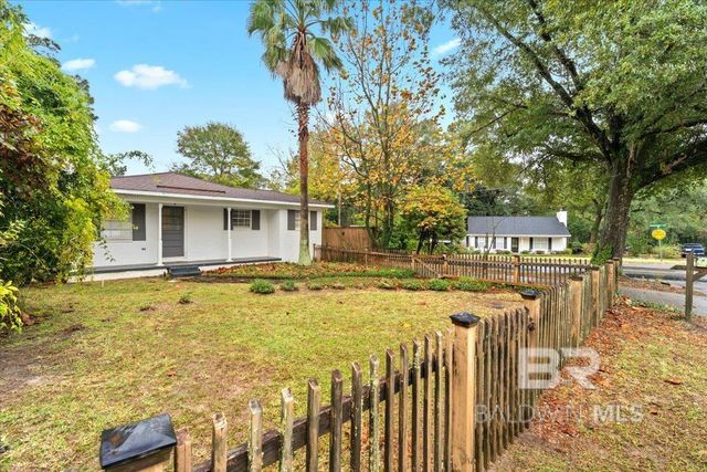 417 Azalea Street, Fairhope, AL 36532