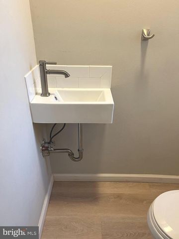 1705 TULIP ST, Wilmington, DE 19805