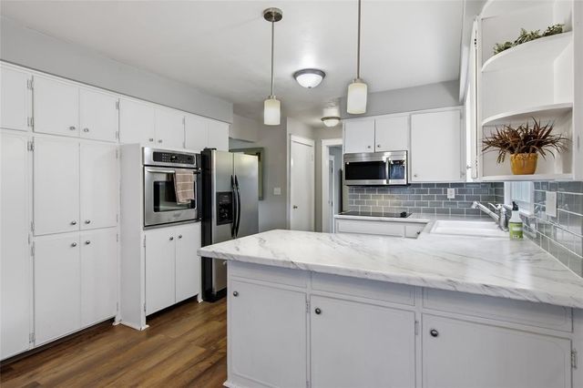 2710 Sherman Street, Eau Claire, WI 54701