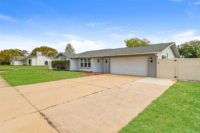 8330 BROKEN WILLOW LANE, Port Richey, FL 34668