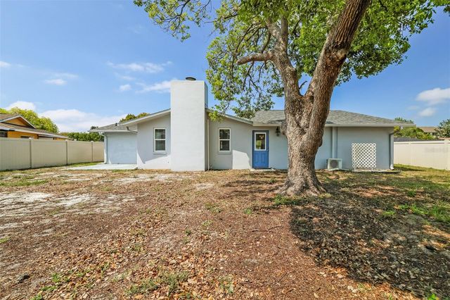 8330 BROKEN WILLOW LANE, Port Richey, FL 34668