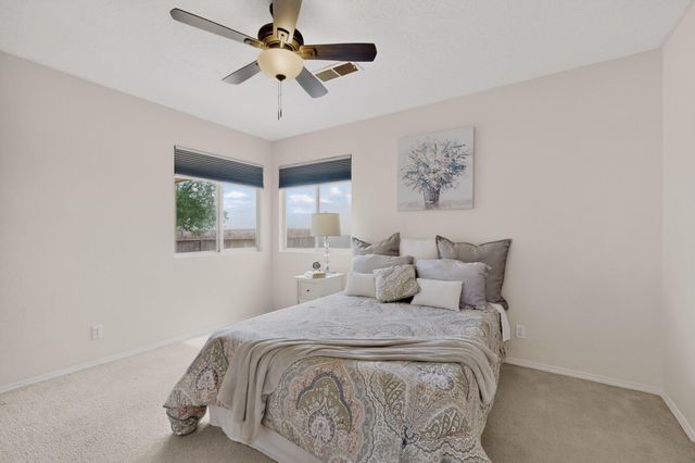 3157 Chama Meadows Drive NE, Rio Rancho, NM 87144