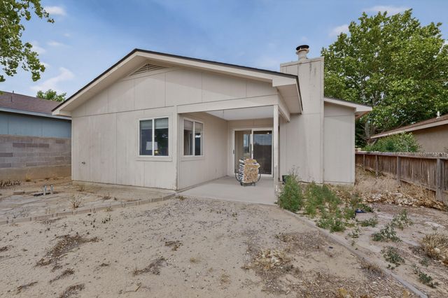3157 Chama Meadows Drive NE, Rio Rancho, NM 87144