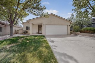 3157 Chama Meadows Drive NE, Rio Rancho, NM 87144