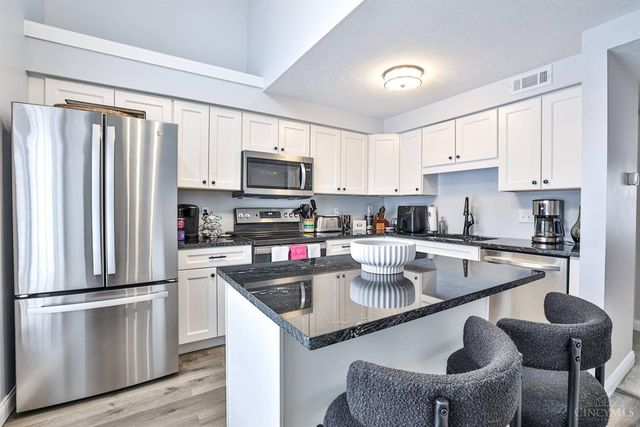 7872 Hackney Circle, Deerfield Twp., OH 45039