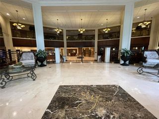 3525 Sage Rd Road 1401, Houston, TX 77056