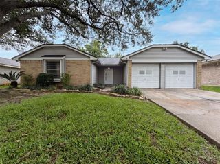6710 Renfro Drive, Richmond, TX 77469