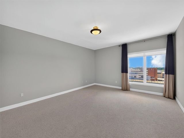 2520 Robinhood 800, Houston, TX 77005