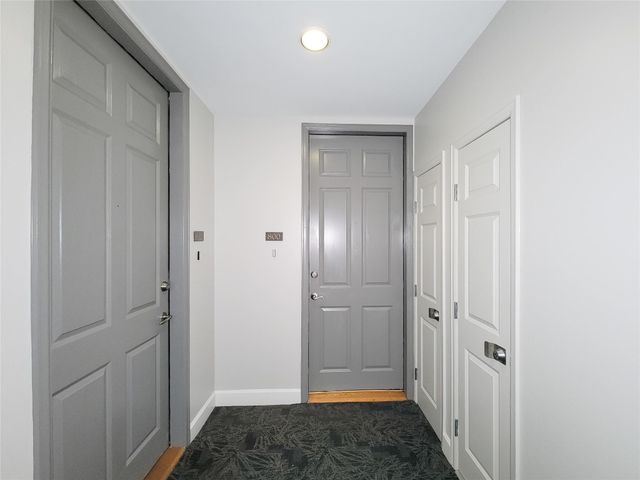 2520 Robinhood 800, Houston, TX 77005