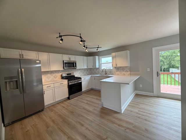 15895 Sherman Street, Lowell, IN 46356