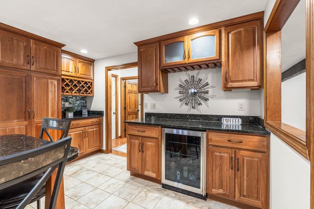 301 N Amherst Road, Bedford, NH 03110
