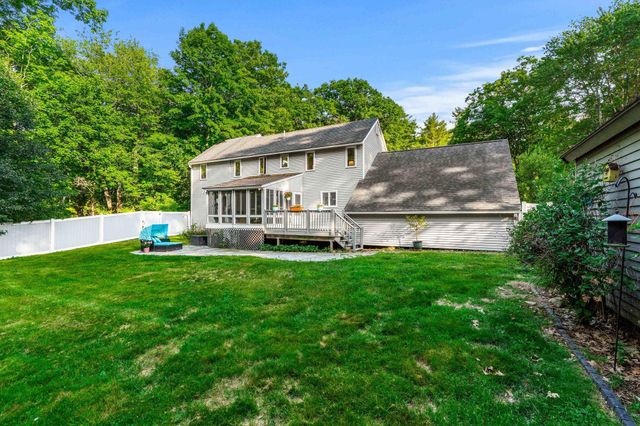 301 N Amherst Road, Bedford, NH 03110