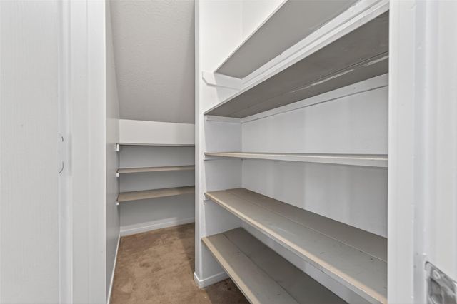 19215 Hikers Trail Drive, Humble, TX 77346