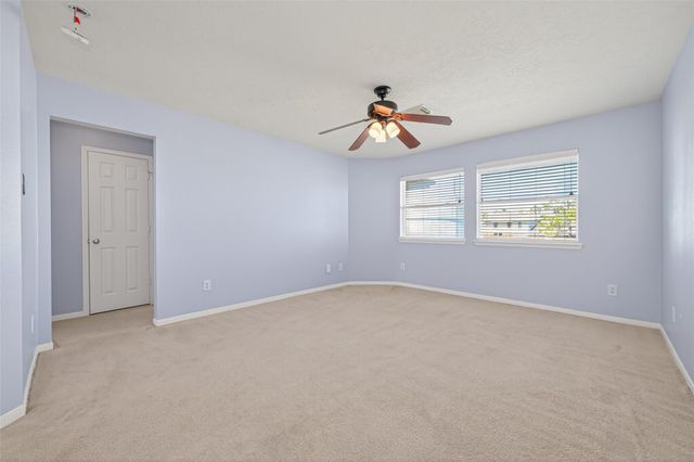 19215 Hikers Trail Drive, Humble, TX 77346