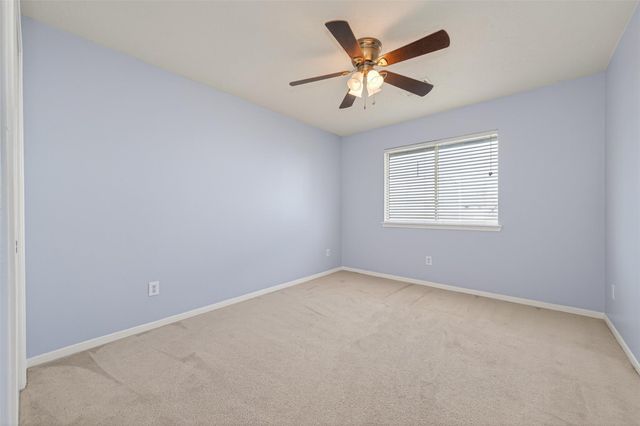 19215 Hikers Trail Drive, Humble, TX 77346