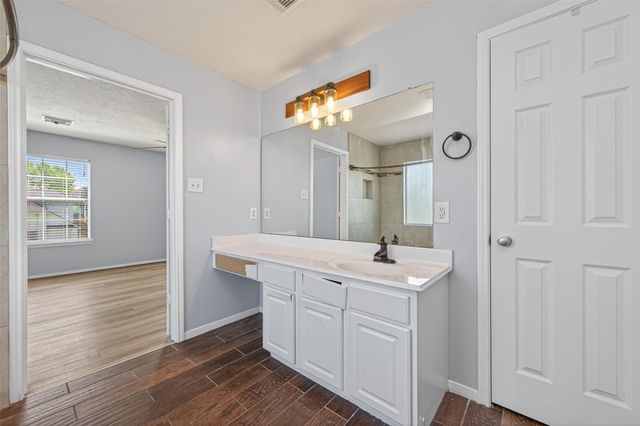 19215 Hikers Trail Drive, Humble, TX 77346