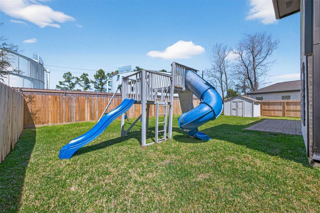 19215 Hikers Trail Drive, Humble, TX 77346