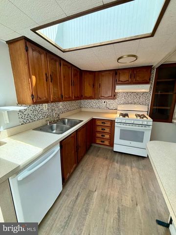 603 SHERWOOD PL, Mantua, NJ 08051