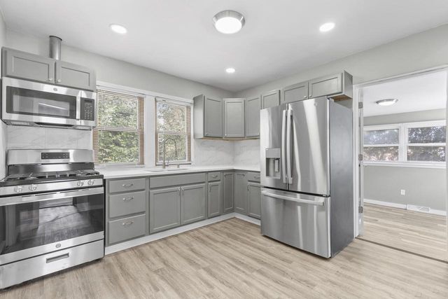 606 94th PLACE, Milwaukee, WI 53214