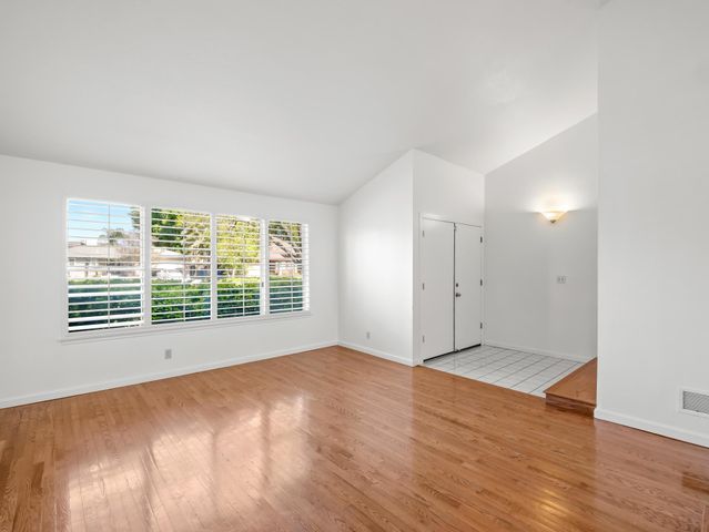 873 Cedar Lane, Lemoore, CA 93245