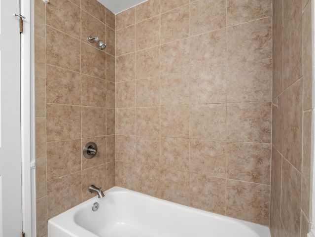 873 Cedar Lane, Lemoore, CA 93245