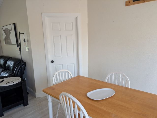 1502 E Highland Avenue, Comanche, TX 76442