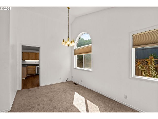 3457 MAHLON Ave, Eugene, OR 97401