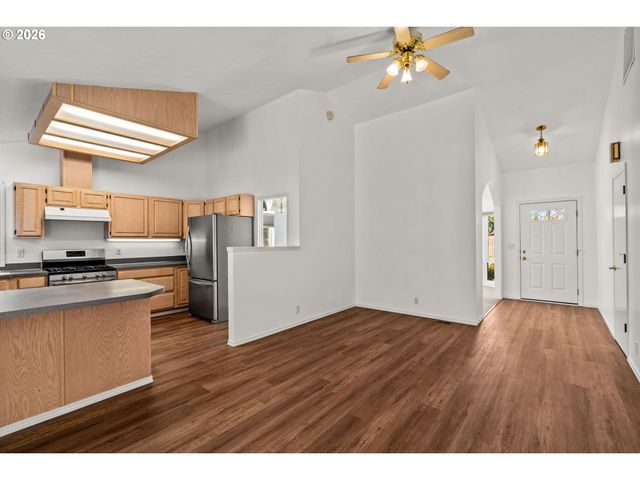 3457 MAHLON Ave, Eugene, OR 97401