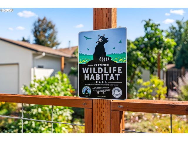 3457 MAHLON Ave, Eugene, OR 97401