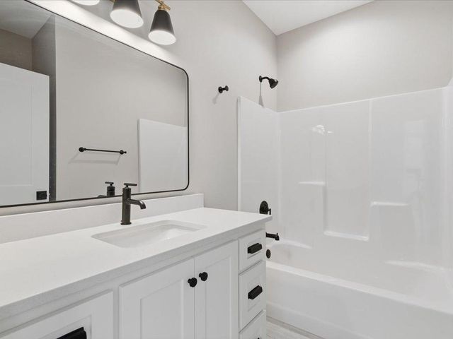 3828 Sanctuary Path, Brainerd, MN 56401