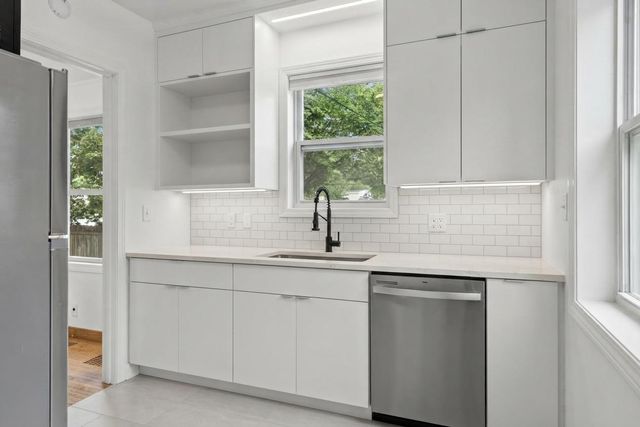 3225 Florida Avenue S, Saint Louis Park, MN 55426