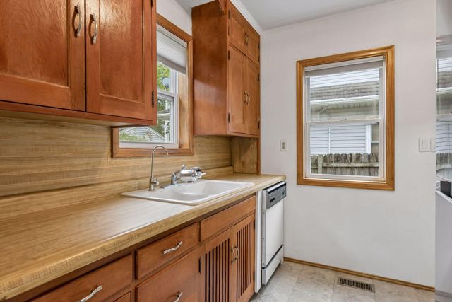 3225 Florida Avenue S, Saint Louis Park, MN 55426