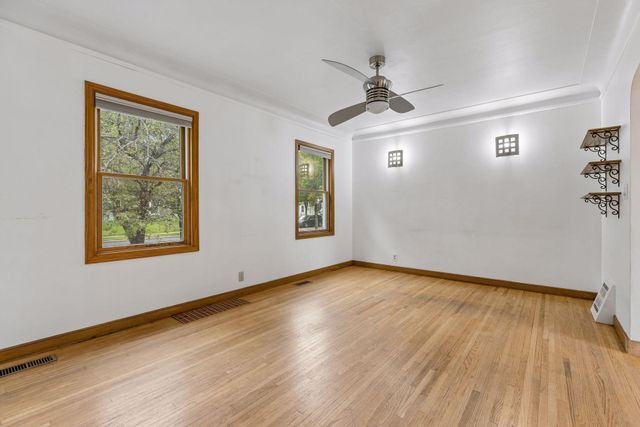 3225 Florida Avenue S, Saint Louis Park, MN 55426