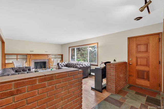 5 River Road, Suffern, NY 10901