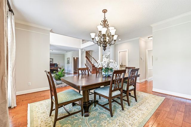 1904 Candlelight Court, Friendswood, TX 77546