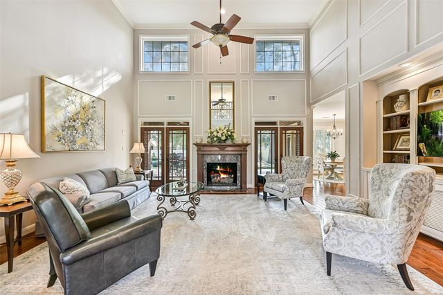 1904 Candlelight Court, Friendswood, TX 77546