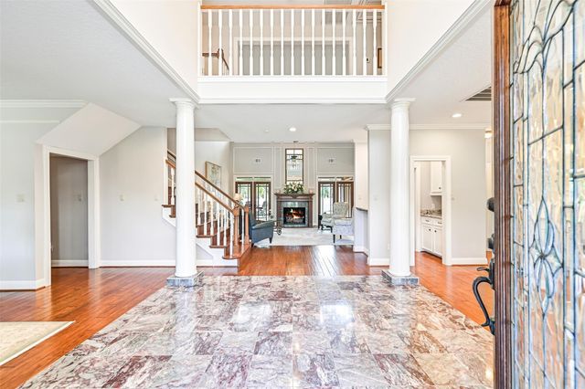 1904 Candlelight Court, Friendswood, TX 77546