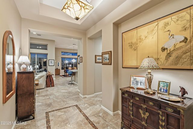 2304 E Madera Plateau Drive, Green Valley, AZ 85614