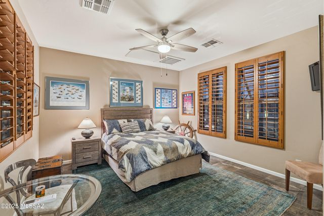 2304 E Madera Plateau Drive, Green Valley, AZ 85614