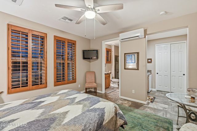 2304 E Madera Plateau Drive, Green Valley, AZ 85614