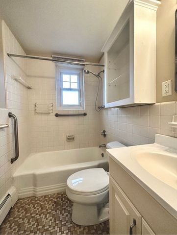 48 Emerson Garden 48, Lexington, MA 02420